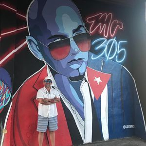 Meet your Posher, Adam